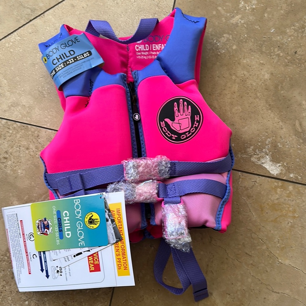 NEW Body Glove Kids Pink and Purple  Life Vest